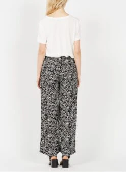 LE TEMPS DES CERISES White Fluid V-neck T-shirt -Morganmai Store 2479354