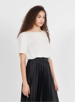 THEORY SS RIB WB TOP.SILK C - White Silk Boat-neck Top
