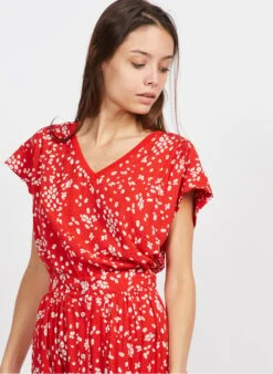 ONE STEP Red Floral Print V-neck Top