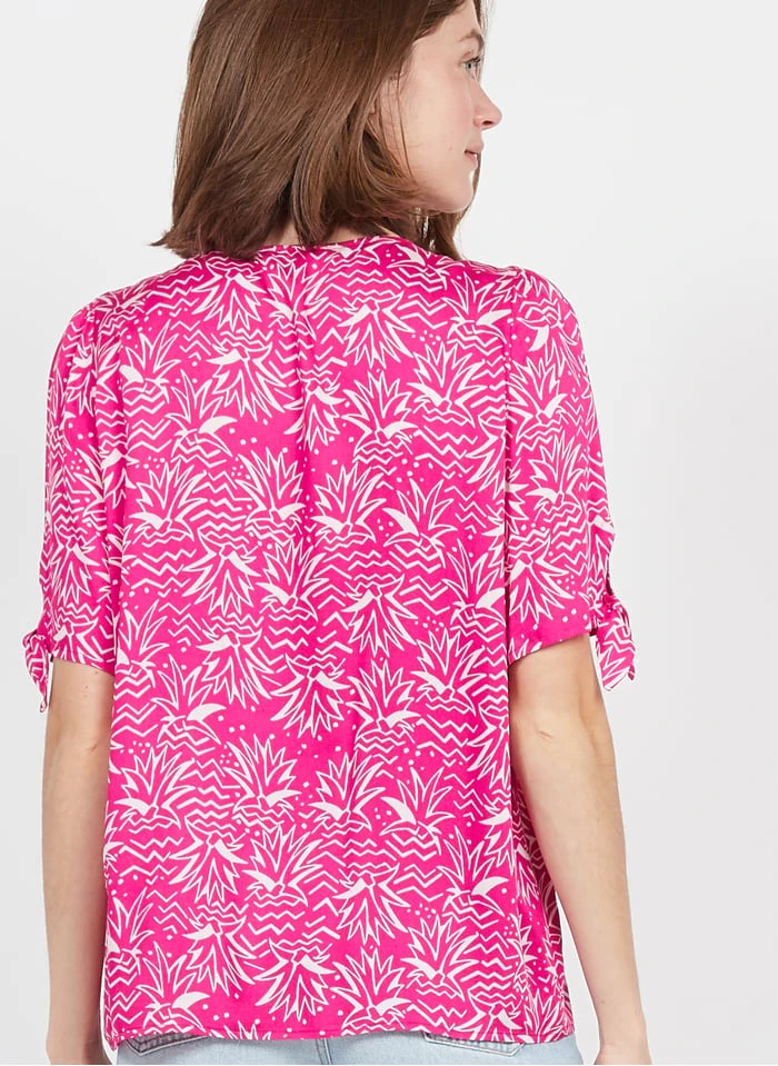 DES PETITS HAUTS TOUNINA - Pink Fluid V-neck Top 2 DES PETITS HAUTS TOUNINA - Pink Fluid V-neck Top - Image 2