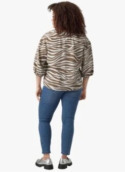 Vero Moda Curve SEBA - Multicolored Striped V-neck Blouse -Morganmai Store 4138991