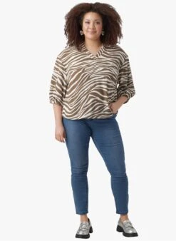 Vero Moda Curve SEBA - Multicolored Striped V-neck Blouse -Morganmai Store 4138993